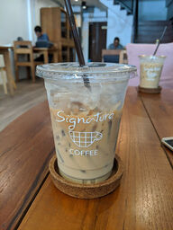 ซิกเนเจอร์ ค๊อฟฟี่