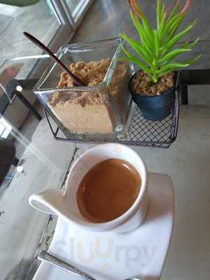 ร้านป้าทอง