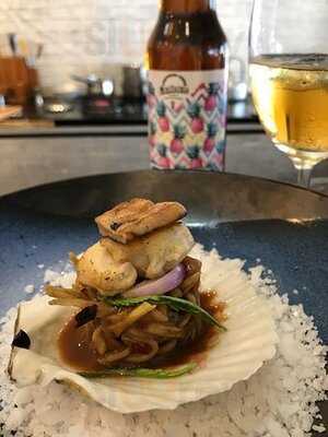 ร้าน ลำเน้อ ข้าวซอย น้ำเงี้ยว