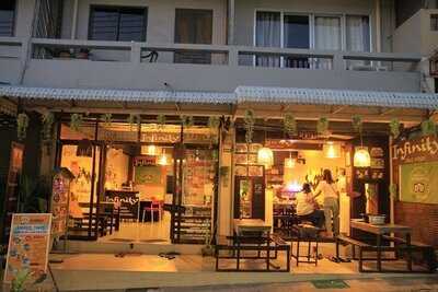 อินฟินิที ไทยฟู๊ด