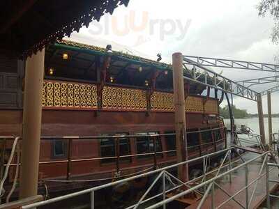 เรือนไม้น้ำ