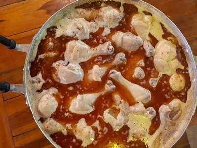 ร้านอาหาร ธารา