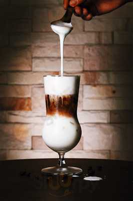 ทูสวีทบาร์