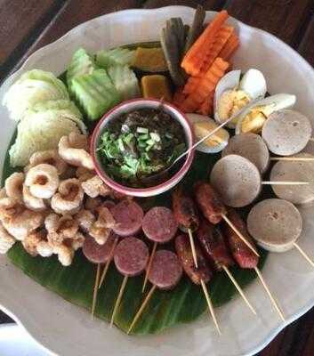 ร้านอาหาร เขยเชียงใหม่