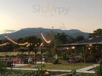 สวนอาหาร ครัวครูต้อย