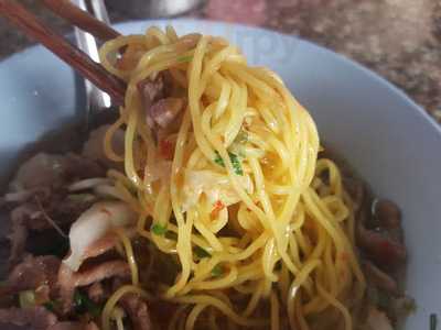 ก๋วยเตี๋ยวลุงสง