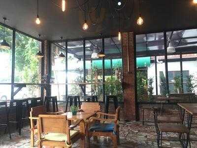 ฮักน่านเบคคาเฟ่