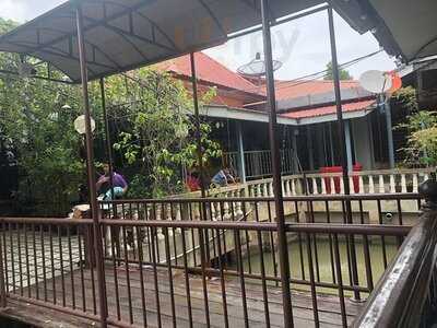 ร้านอาหาร กุ้งอบภูเขาไฟ