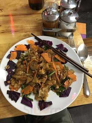 ก๋วยเตี๋ยวเรือ ชูใจ