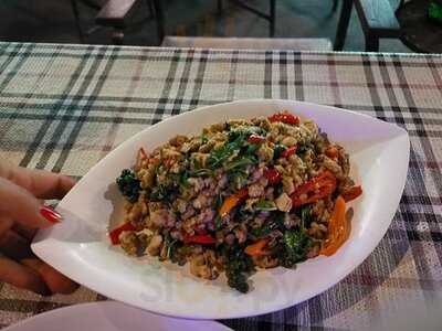 ร้านอาหาร เรทโทรอินเลิฟ