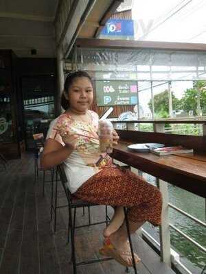 ร้านอาหารพนิดา ปลาช่อน