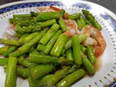 ร้านอาหาร สีฟ้า