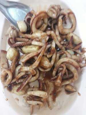 ร้านอาหาร คุณตุ่ม