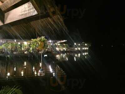 เรือนอาหารลมทะเล