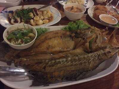 เรือนอาหารลมทะเล