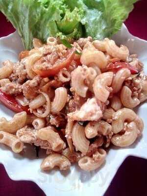 ร้านอาหาร เอมโอช