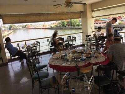 ท่าเรือภัตตาคาร