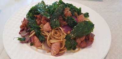 ร้านอาหาร กรีนลีฟ