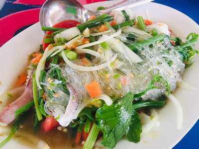 เรือนริมน้ำซีฟู๊ด