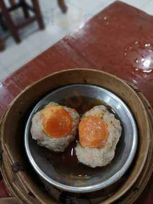 เจียง ลูกชิ้นปลา