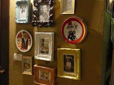 ร้านอาหารอีสาน ด่วนพิศวาส