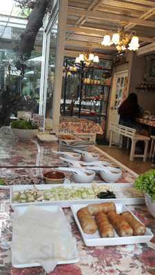 กู๊ดแหนมเนือง