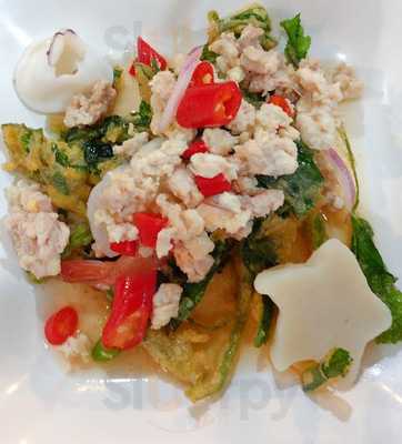 ร้านมิตรภาพลาบก้อย