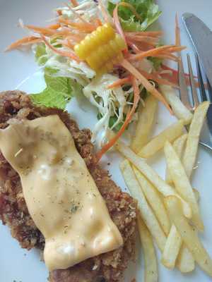 ร้านมิตรภาพลาบก้อย