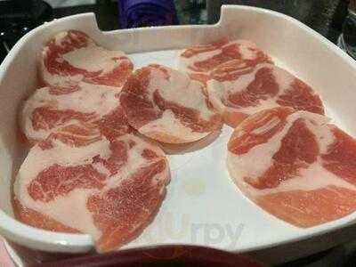 ป. เจริญ บาร์ บี คิว