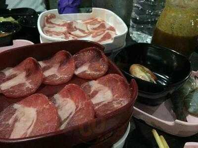 ป. เจริญ บาร์ บี คิว