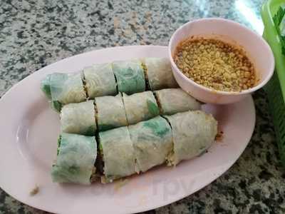 ร้านอาหาร เฝอท่าบ่อ