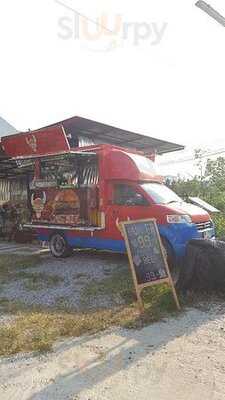 Texans Burger Bus