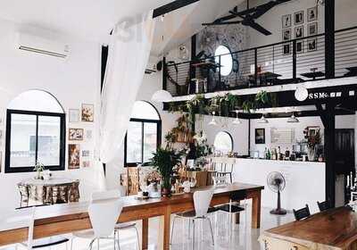 Some Sunday Magic : Home Cooking Cafe', Chiangrai