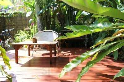 Laan Tim's Cafe And Gallery