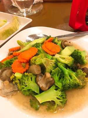 ร้านอาหาร บ้านกลางเวียง