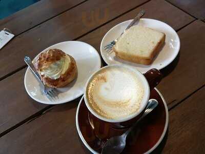 Polar Boulangerie And Patisserie