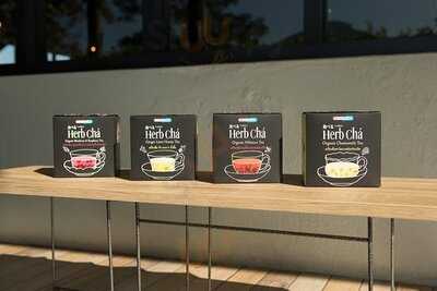 Nature Future Caffe White Temple Shop