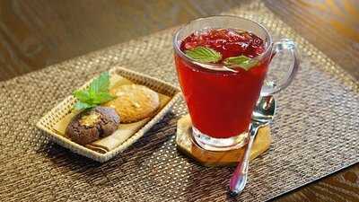 Nature Future Caffe White Temple Shop