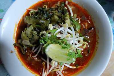 ร้าน น้ำเงี้ยวป้าสวย