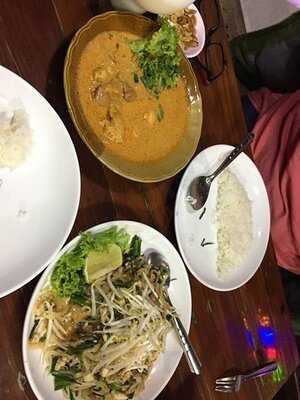 ผัดไทย - อาหารไทย