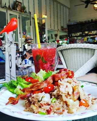 บ้านสวนกาแฟสด