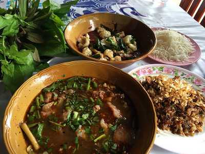 ร้านลาบสนามกีฬา