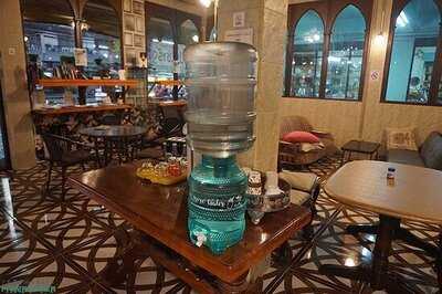 เกรซโฮสเทล & คาเฟ่