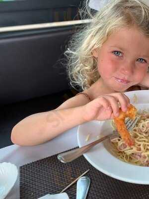 สวนอาหารบ้านหน่อย