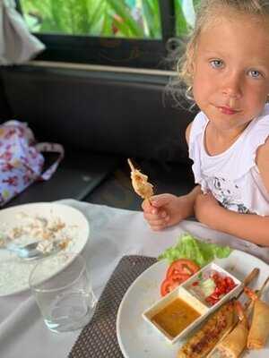 สวนอาหารบ้านหน่อย