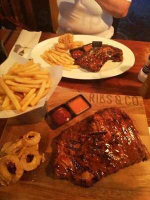 ริบส์ แอนด์ โค