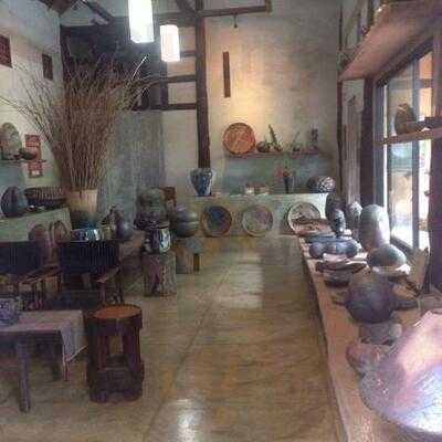 บ้านดอยดินแดง