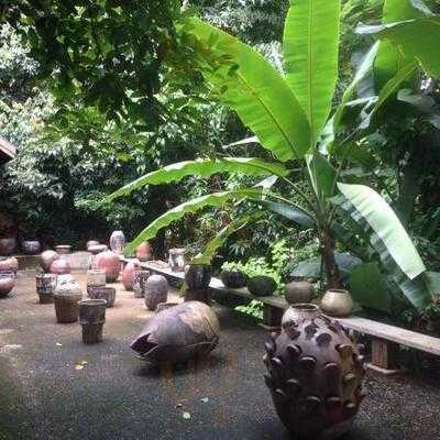 บ้านดอยดินแดง