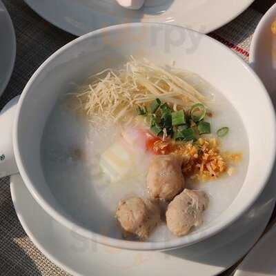 ห้องอาหารบลอสซั่ม