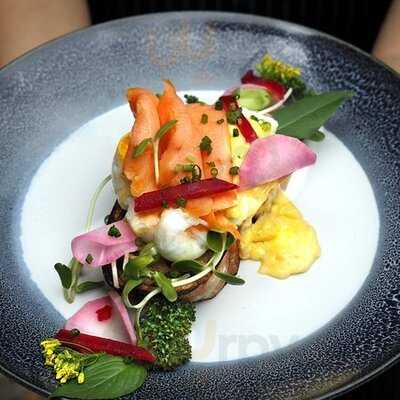 The Pourhouse Wine Bar & Cafe